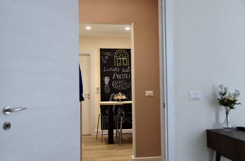 Pompei Luxury Suite エクステリア 写真