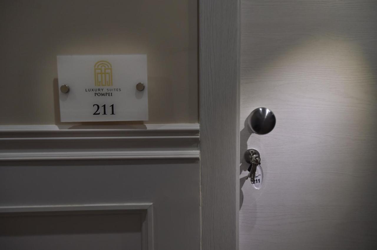 Pompei Luxury Suite エクステリア 写真