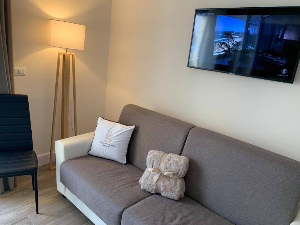 Pompei Luxury Suite エクステリア 写真